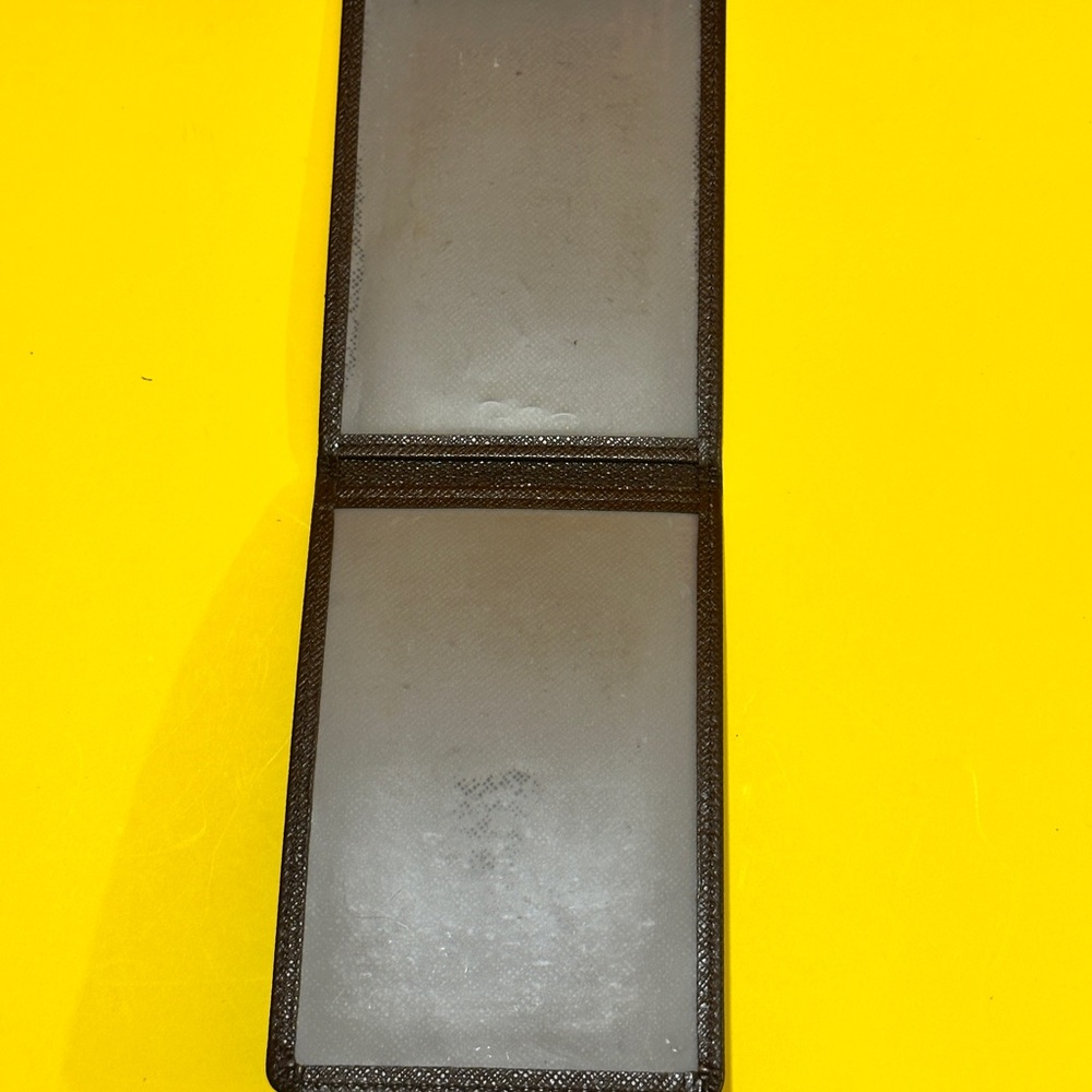 Louis Vuitton Textured Note Book cover - Picture 6 of 12